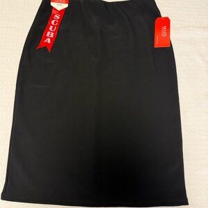 Maze Collection Scuba Skirt Black Sz M NWT